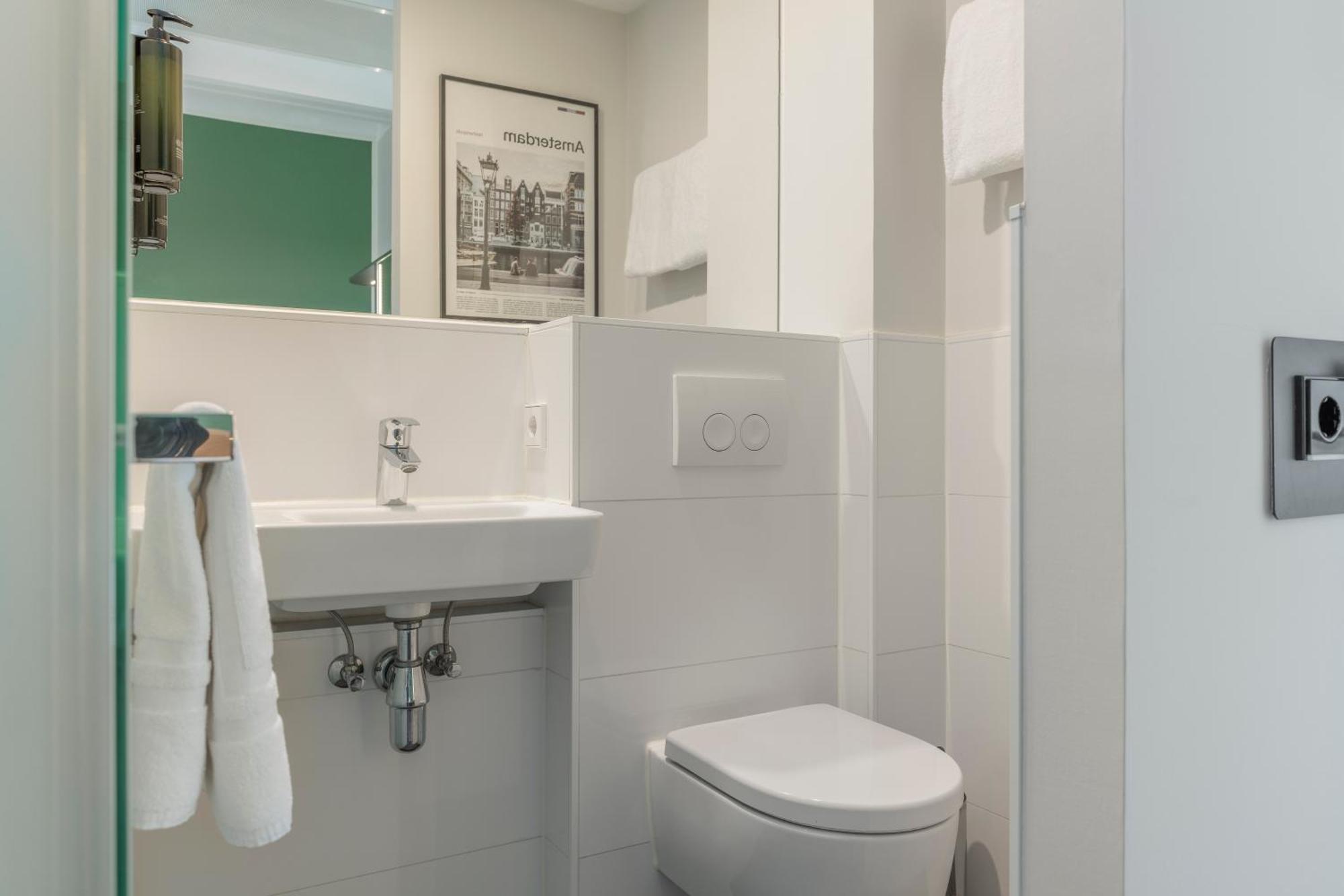 Maxhotel Amsterdam Airport Schiphol - Recently Renovated Hoofddorp Exteriér fotografie